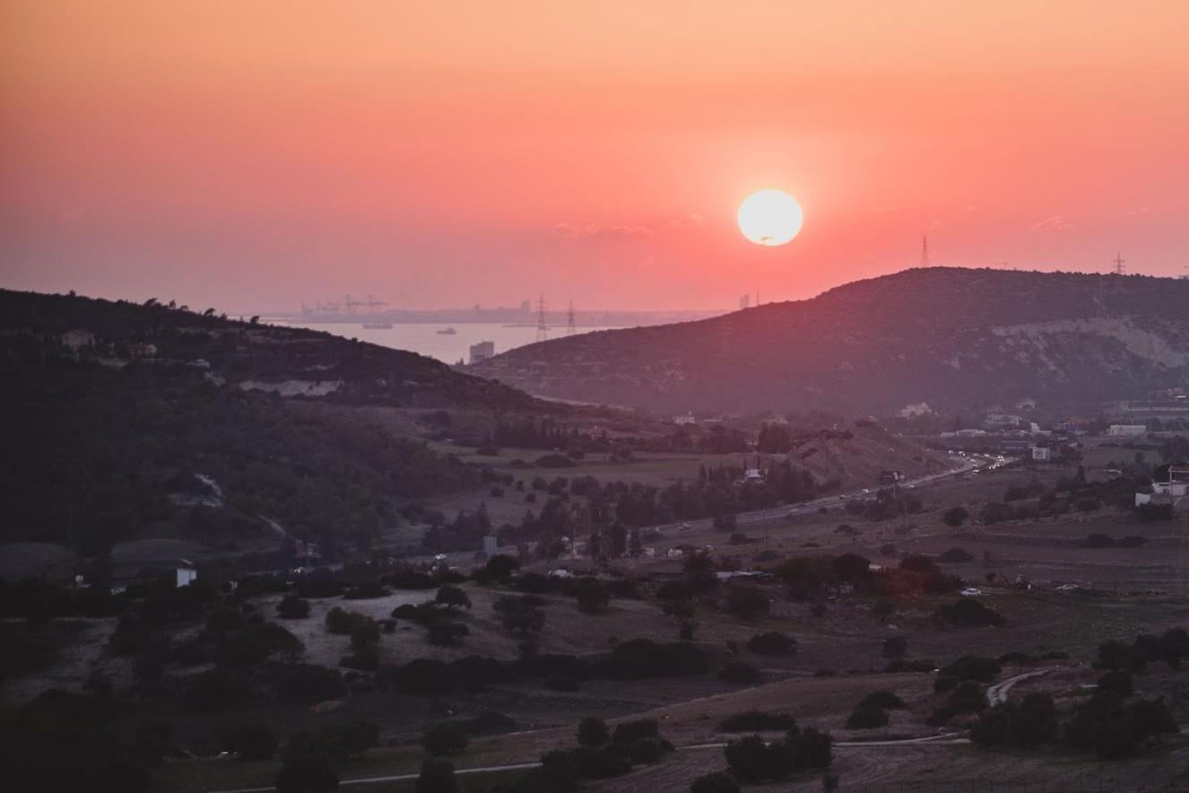 Sunset Retreat Cyprus Lägenhet Pentakomo Exteriör bild
